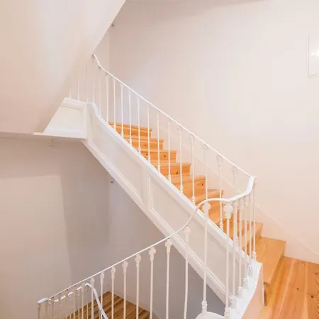 Apartment Modern In Chiado